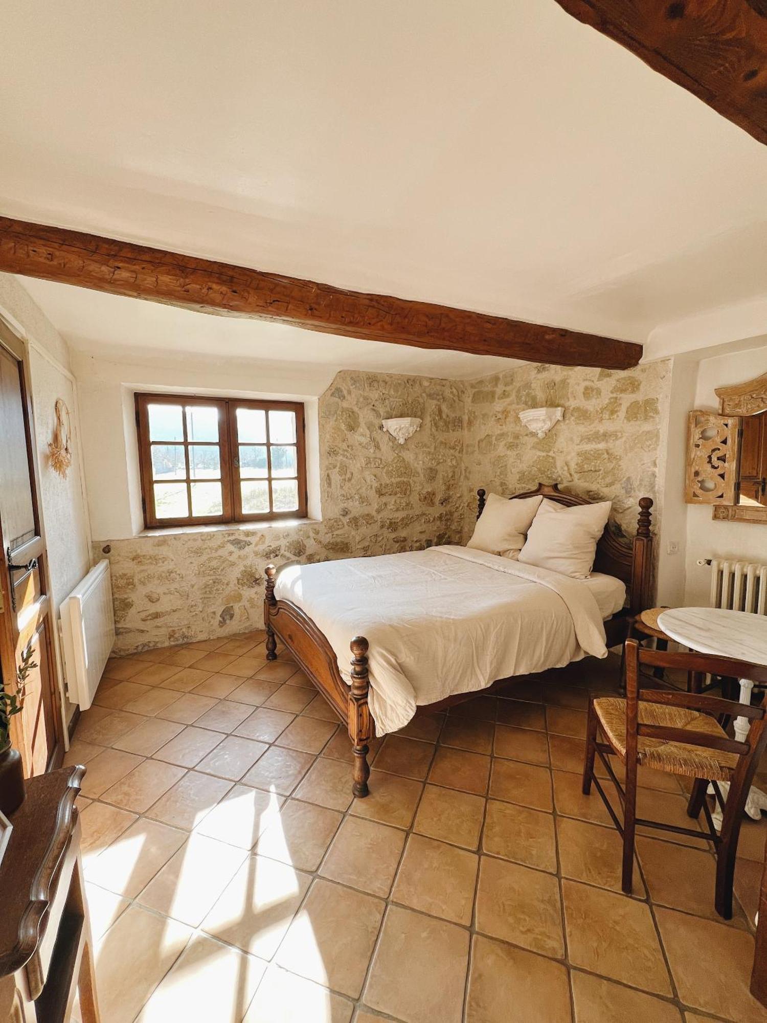 ลา บาสติด เด แป็ง Hotel La Bastide  ภายนอก รูปภาพ
