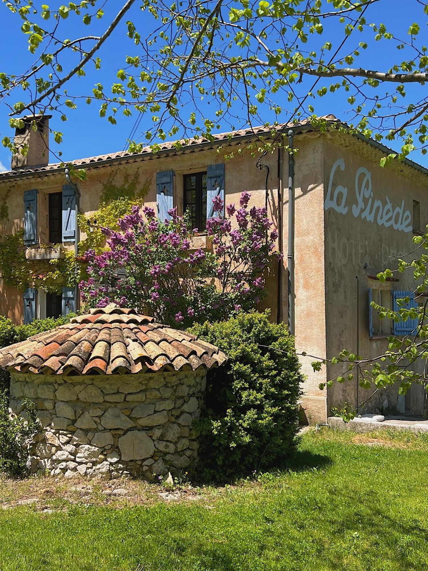 ลา บาสติด เด แป็ง Hotel La Bastide  ภายนอก รูปภาพ